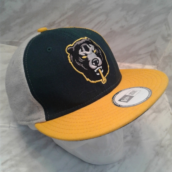 Mishka Mnwka New Era bear death adder Cap Hat - Picture 2 of 4